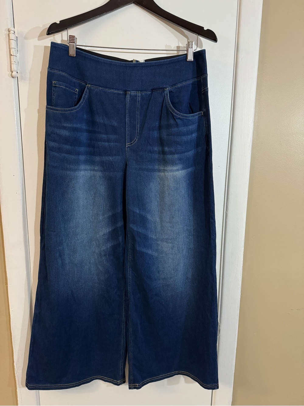 HALARA Wide-Leg Pull-On Jeans in Dark Blue Wash - XL Petite